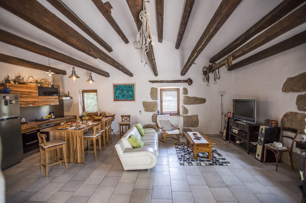 Apartments Villa Kras Krk マリンスカ エクステリア 写真